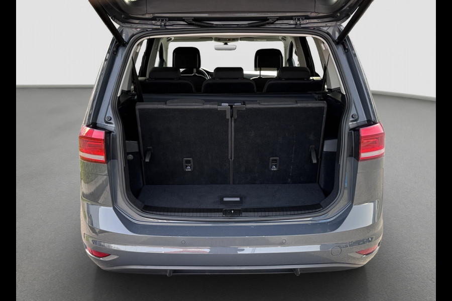 Volkswagen Touran 1.4 TSI Comfortline 7 persoons | Massage | Carplay | Dealer onderhouden | Stoel + stuur verwarming | Automaat