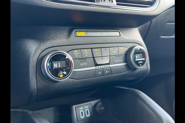 Ford FOCUS Wagon BWJ 2021 | 1.0T 126PK Hybrid ST Line Business | CAMERA | SPORTSTOELEN | CARPLAY | NAVI | CLIMA | PDC | 17'' LMV |