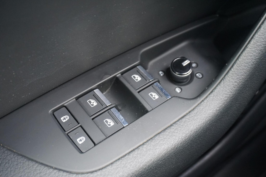 Audi A6 Avant 50 TFSI e Quattro Plug-In Hybrid 300PK/Dealer O.H. /SOH 98%/Geen Import.