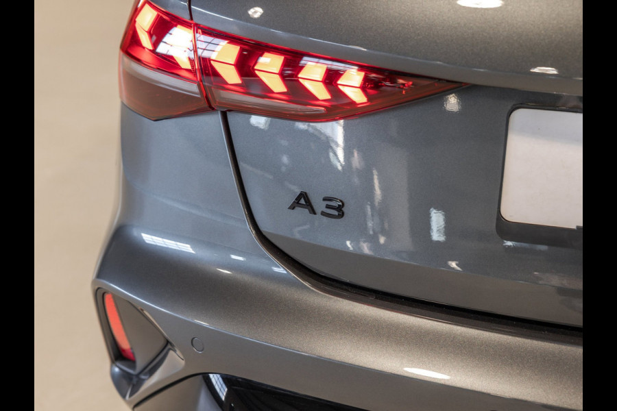 Audi A3 Sportback 35 TFSI 2x S-Line edition / 150pk / Panorama dak / Sonos / Achteruitrij camera /