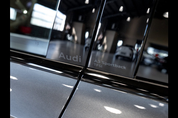 Audi A3 Sportback 35 TFSI 2x S-Line edition / 150pk / Panorama dak / Sonos / Achteruitrij camera /
