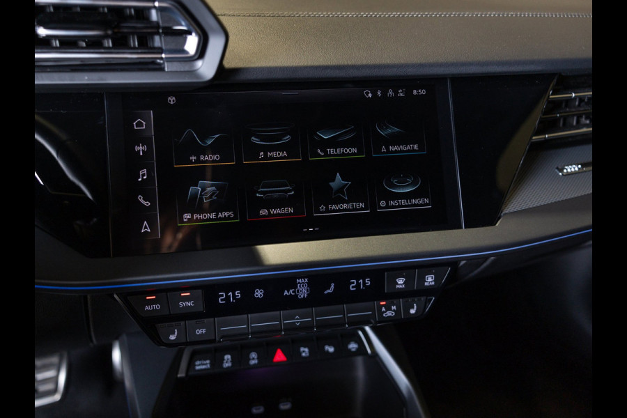 Audi A3 Sportback 35 TFSI 2x S-Line edition / 150pk / Panorama dak / Sonos / Achteruitrij camera /
