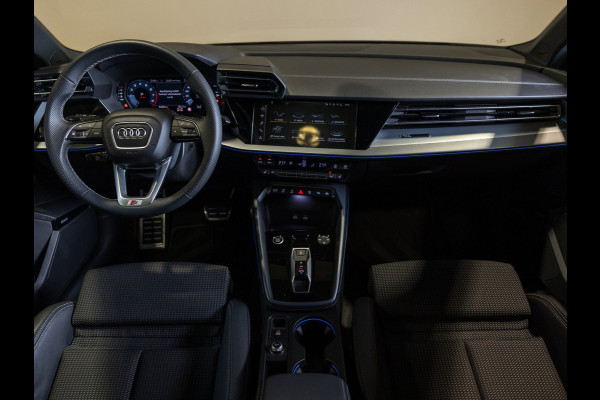 Audi A3 Sportback 35 TFSI 2x S-Line edition / 150pk / Panorama dak / Sonos / Achteruitrij camera /