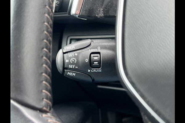 Peugeot 5008 BWJ 2020 | 1.2T 131PK Executive Av. AUTOMAAT | CLIMA | NAVI | CAMERA | PDC | PRIVACY GLASS | 17'' LMV |