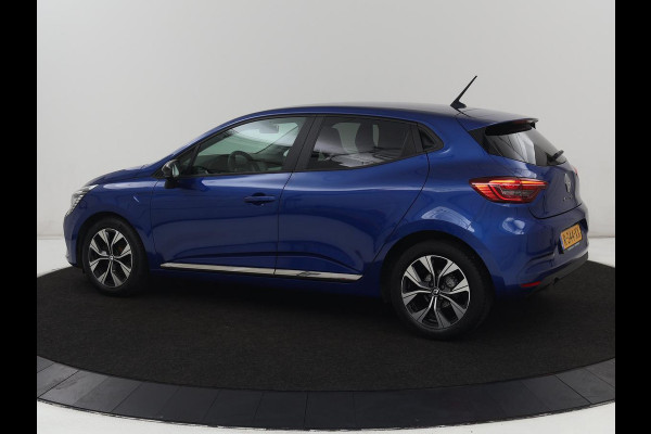Renault Clio 1.0 TCe 90 Evolution | Carplay | Navigatie | Dodehoek detectie | Cruise control | Parkeerhulp | Full LED | DAB | Airco