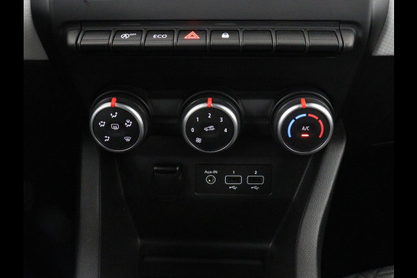 Renault Clio 1.0 TCe 90 Evolution | Carplay | Navigatie | Dodehoek detectie | Cruise control | Parkeerhulp | Full LED | DAB | Airco