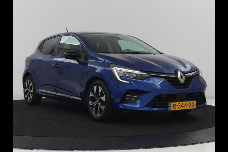 Renault Clio 1.0 TCe 90 Evolution | Carplay | Navigatie | Dodehoek detectie | Cruise control | Parkeerhulp | Full LED | DAB | Airco