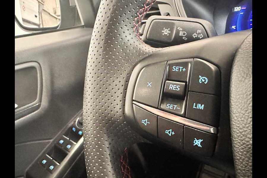 Ford Kuga 2.5 PHEV ST-Line Automaat Navigatie Apple Carplay/Android Auto Camera Parkeersensoren Cruise Control Stoel-en stuurverwarming Virtual Cockpit Climate Control