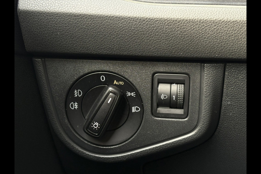 Volkswagen Polo 1.0 TSI Highline | Navi, Climate, Stoelverw., PDC, 15'' LMV | Onderhoudshistorie aanwezig! |