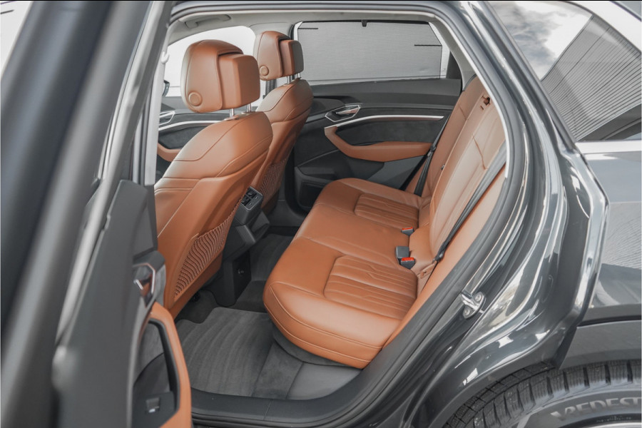 Audi e-tron 55 Quattro Advanced 95 kWh Pano 360° Memory