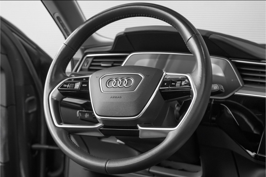 Audi e-tron 55 Quattro Advanced 95 kWh Pano 360° Memory