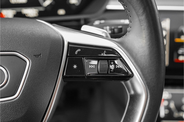 Audi e-tron 55 Quattro Advanced 95 kWh Pano 360° Memory