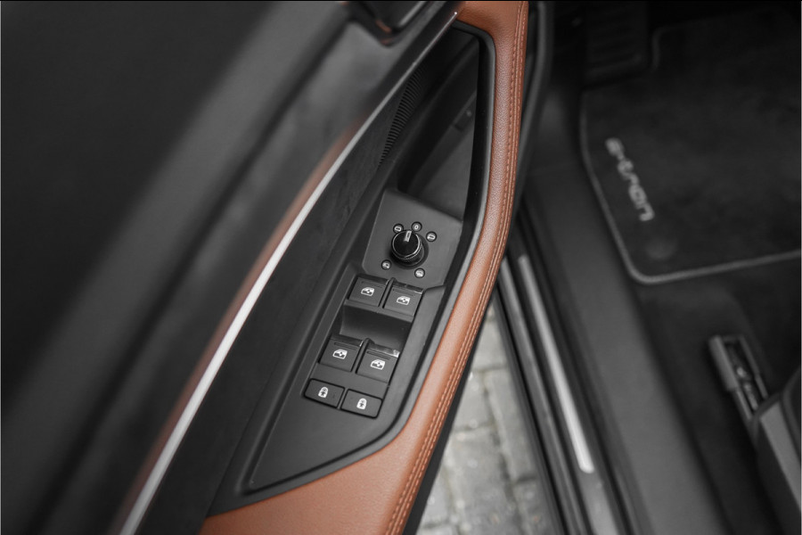 Audi e-tron 55 Quattro Advanced 95 kWh Pano 360° Memory