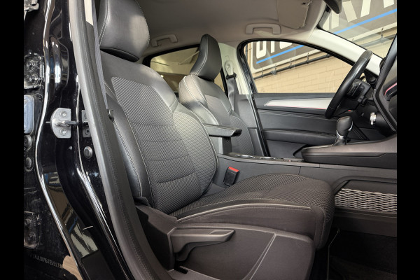 Renault Arkana 1.3 TCe Intens 140pk | Groot Navi | Bose | 18" | ACC | Blindspot | Camera | 100% dealer onderhouden!