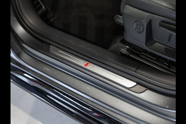 Audi A3 Sportback 35 TFSI 2x S-Line edition / 150pk / Maxton / Panorama dak / Sonos / Achteruitrij camera /