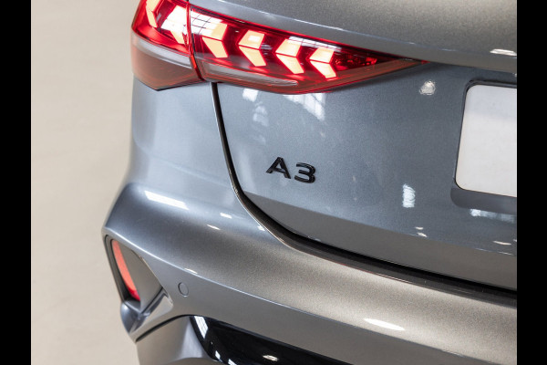 Audi A3 Sportback 35 TFSI 2x S-Line edition / 150pk / Maxton / Panorama dak / Sonos / Achteruitrij camera /