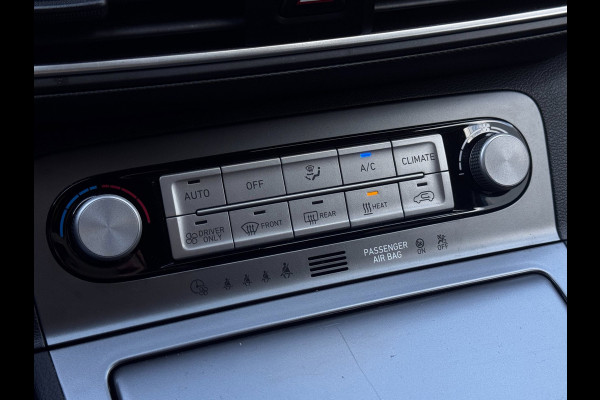 Hyundai Kona EV Comfort 64 kWh | 95% SOH | Trekhaak | Camera | Navigatie | Stoelverwarming |