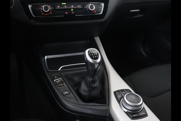 BMW 1-serie 116d | Navigatie | Parkeerhulp | Airco | Cruise control | Bluetooth | Keyless Start