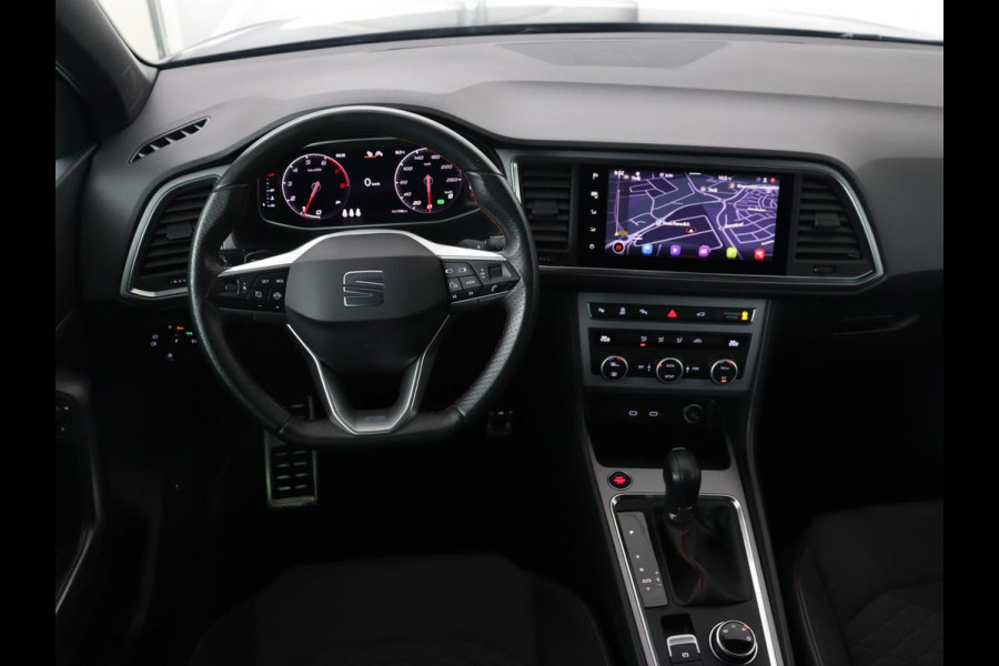 Seat Ateca 1.5 TSI FR Intens | Trekhaak | 360 Camera | Beats Pack | 19'' | Carplay | Full LED | Keyless | Navigatie | Virtual Cockpit | Parkeerhulp | Bluetooth | Sfeerverlichting