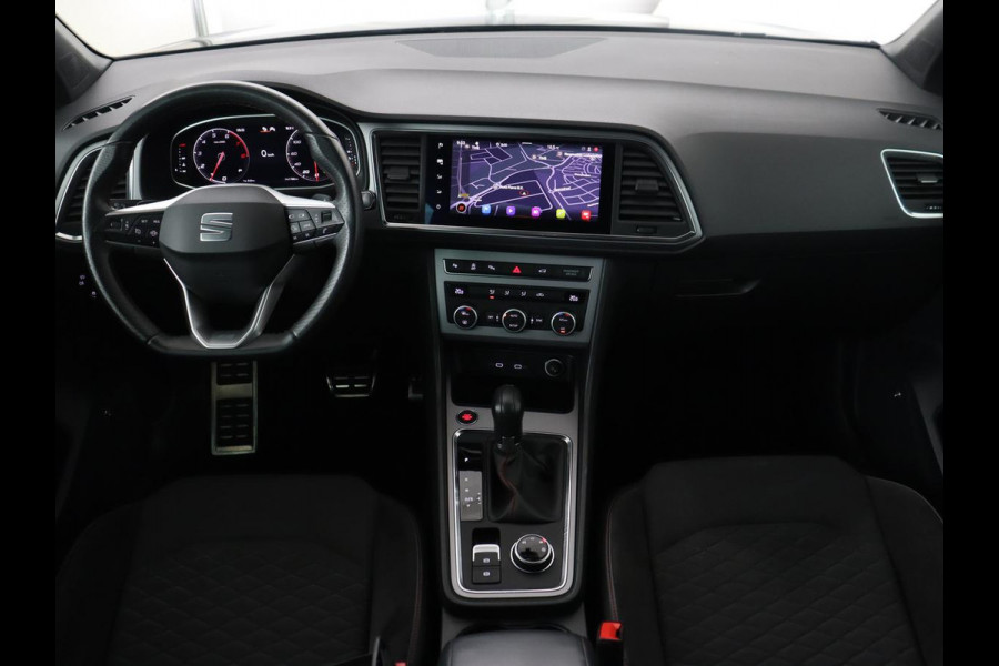 Seat Ateca 1.5 TSI FR Intens | Trekhaak | 360 Camera | Beats Pack | 19'' | Carplay | Full LED | Keyless | Navigatie | Virtual Cockpit | Parkeerhulp | Bluetooth | Sfeerverlichting