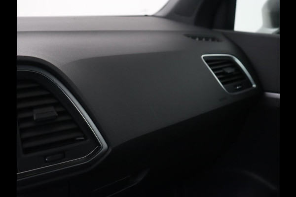 Seat Ateca 1.5 TSI FR Intens | Trekhaak | 360 Camera | Beats Pack | 19'' | Carplay | Full LED | Keyless | Navigatie | Virtual Cockpit | Parkeerhulp | Bluetooth | Sfeerverlichting