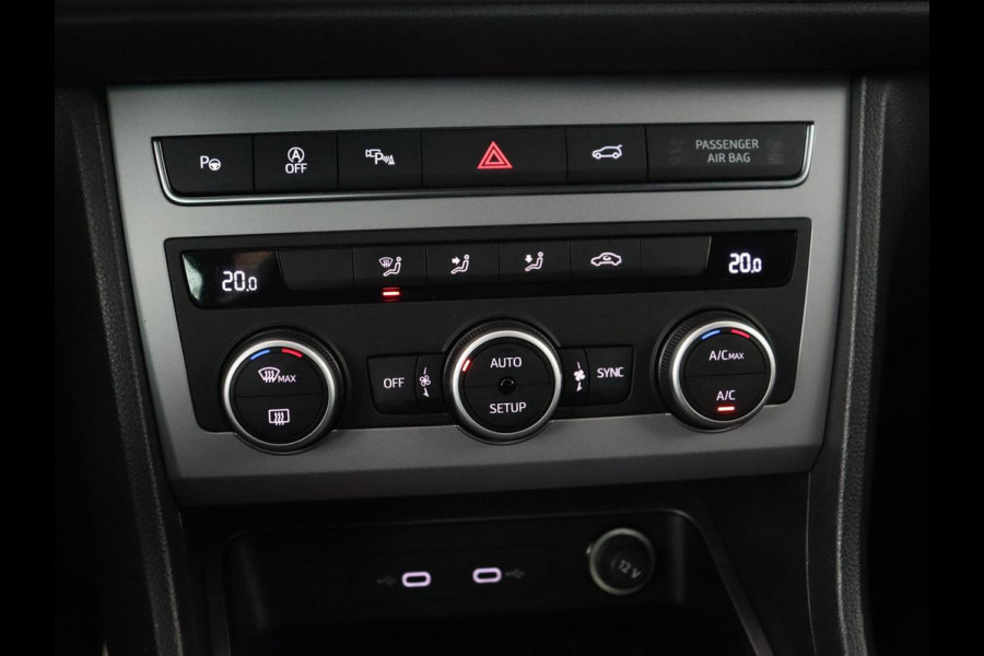 Seat Ateca 1.5 TSI FR Intens | Trekhaak | 360 Camera | Beats Pack | 19'' | Carplay | Full LED | Keyless | Navigatie | Virtual Cockpit | Parkeerhulp | Bluetooth | Sfeerverlichting