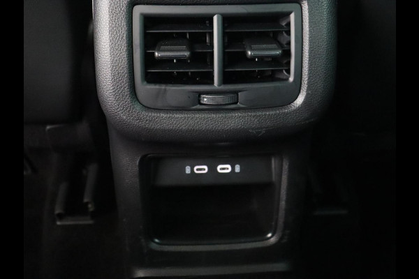 Seat Ateca 1.5 TSI FR Intens | Trekhaak | 360 Camera | Beats Pack | 19'' | Carplay | Full LED | Keyless | Navigatie | Virtual Cockpit | Parkeerhulp | Bluetooth | Sfeerverlichting