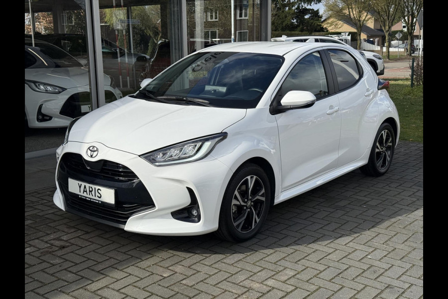 Toyota Yaris 1.5 Hybrid 115 First Edition | Eerste eigenaar, Facelift, Nieuwe multimedia, Lichtmetalen velgen, LED, Keyless