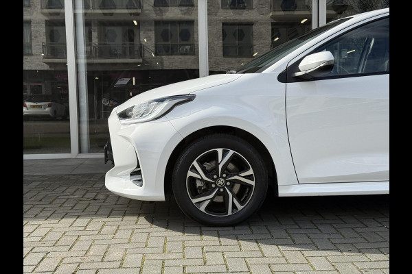 Toyota Yaris 1.5 Hybrid 115 First Edition | Eerste eigenaar, Facelift, Nieuwe multimedia, Lichtmetalen velgen, LED, Keyless