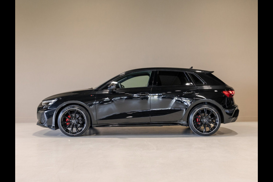 Audi A3 Sportback 35 TFSI S edition / 150pk / Panorama dak / Sonos / Achteruitrij camera /