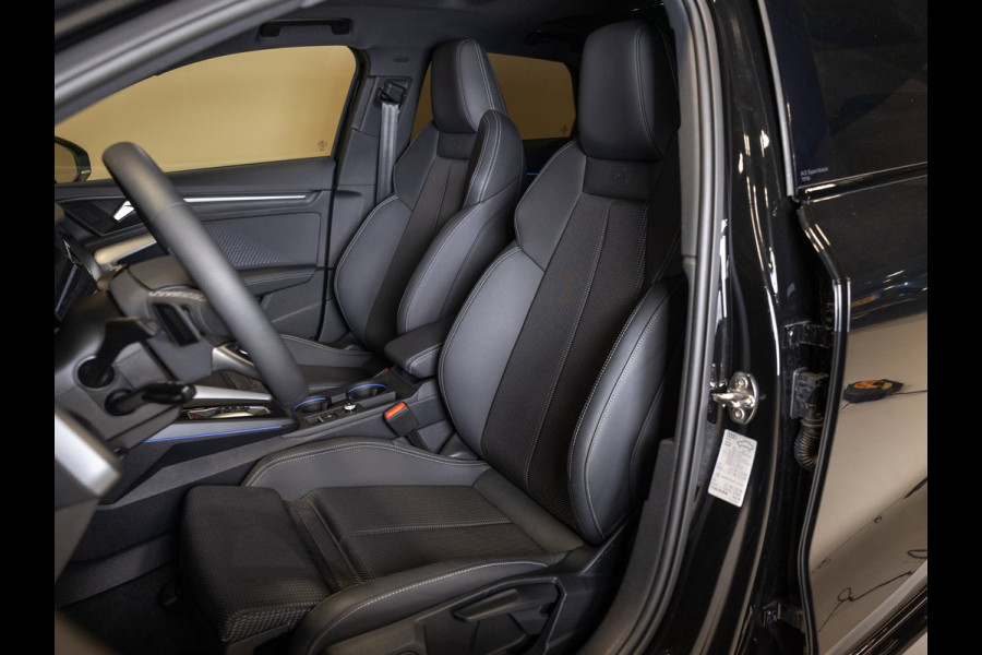 Audi A3 Sportback 35 TFSI S edition / 150pk / Panorama dak / Sonos / Achteruitrij camera /