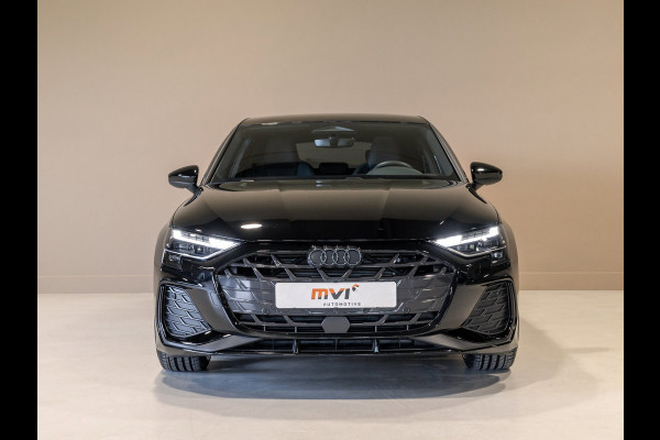 Audi A3 Sportback 35 TFSI S edition / 150pk / Panorama dak / Sonos / Achteruitrij camera /