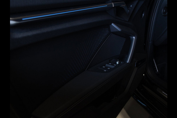 Audi A3 Sportback 35 TFSI S edition / 150pk / Panorama dak / Sonos / Achteruitrij camera /