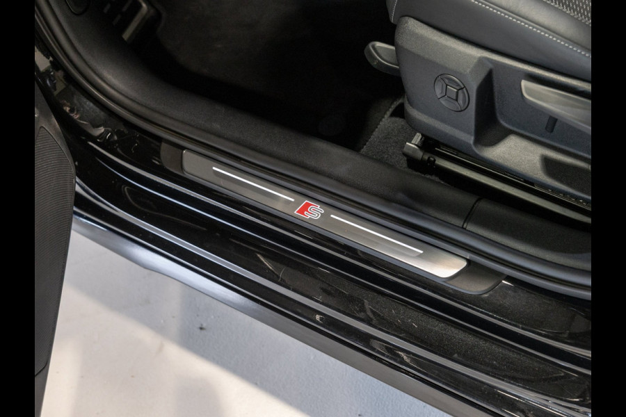 Audi A3 Sportback 35 TFSI S edition / 150pk / Panorama dak / Sonos / Achteruitrij camera /