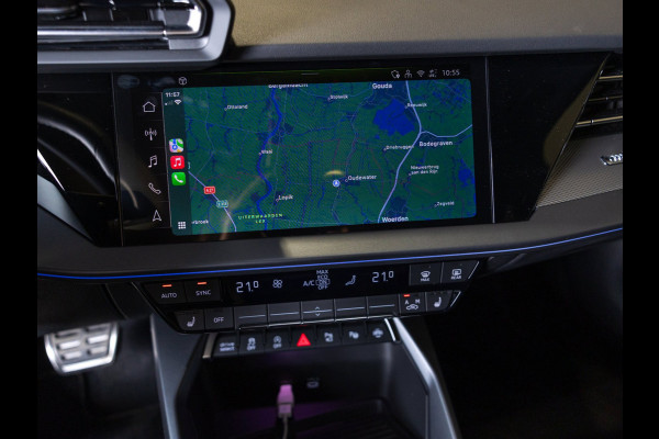 Audi A3 Sportback 35 TFSI S edition / 150pk / Panorama dak / Sonos / Achteruitrij camera /