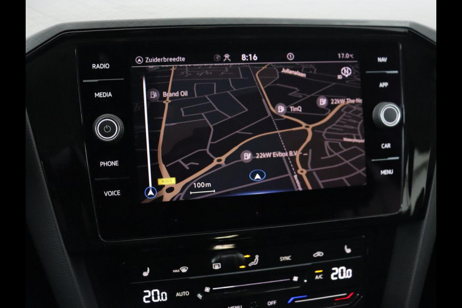 Volkswagen Passat 1.4 TSI PHEV GTE | Stoelverwarming | Adaptive cruise | Carplay | Navigatie | 18'' | Matrix LED | Parkeerhulp | Bluetooth | Plug In