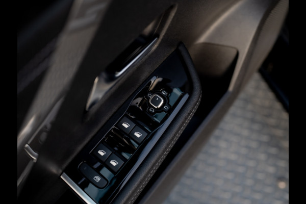 Opel Astra 1.2 Turbo GS | Panodak | 360 Camera | 18'' | Head Up | Prijs Rijklaar!!