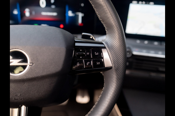 Opel Astra 1.2 Turbo GS | Panodak | 360 Camera | 18'' | Head Up | Prijs Rijklaar!!