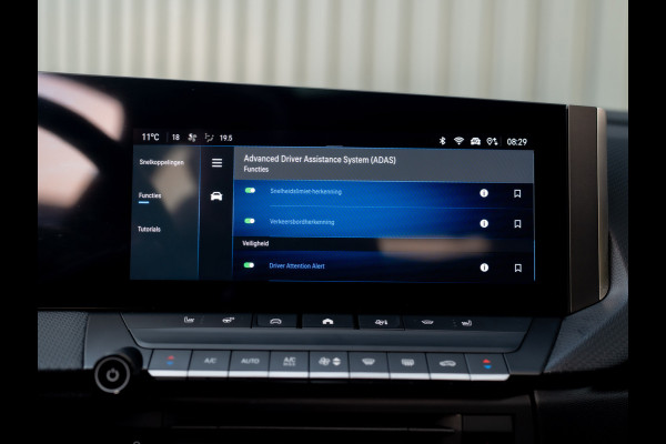 Opel Astra 1.2 Turbo GS | Panodak | 360 Camera | 18'' | Head Up | Prijs Rijklaar!!