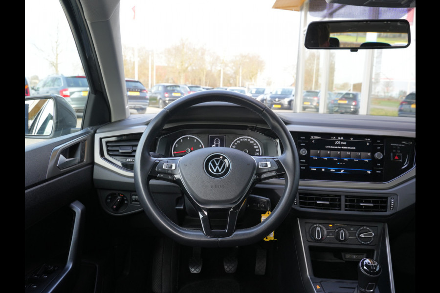 Volkswagen Polo 1.0 TSI Comfortline | Achteruitrijcamera | Trekhaak |
