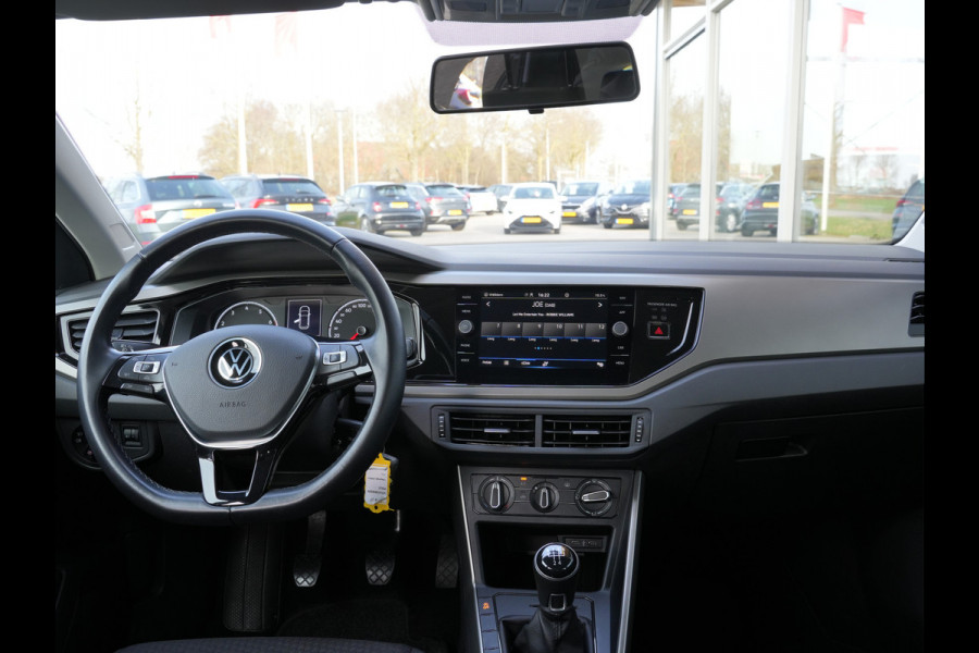 Volkswagen Polo 1.0 TSI Comfortline | Achteruitrijcamera | Trekhaak |