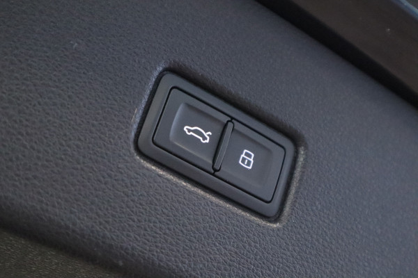 Audi Q5 Sportback TFSI e S edition Panoramadak 22"LM Velgen