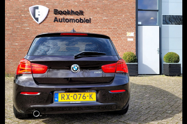 BMW 1-serie 118i Sportstoel, LED (Sparkling Brown Metallic), NL-NAP