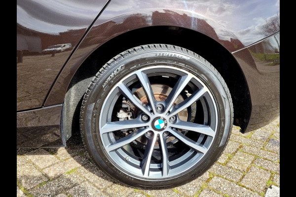 BMW 1-serie 118i Sportstoel, LED (Sparkling Brown Metallic), NL-NAP