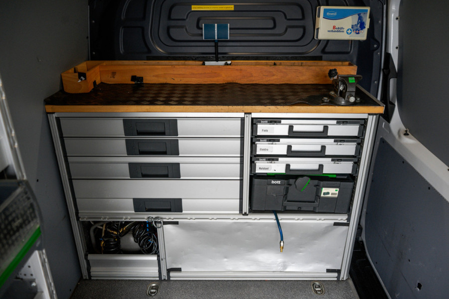 Mercedes-Benz Sprinter 311 CDI L2H2 | Volledig Ingericht | Mbux | Camera | Navi | Climatronic