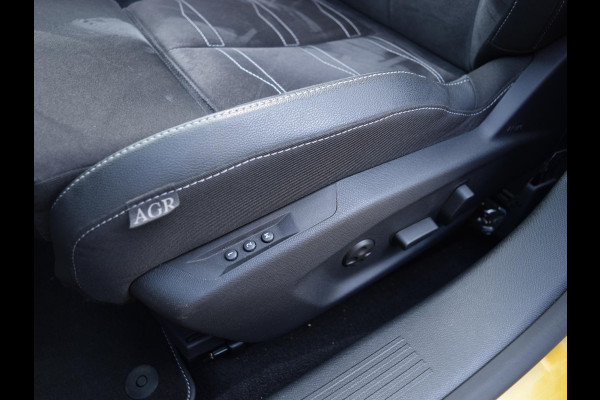 Opel Astra 1.2 Turbo Ultimate SCHUIF- KANTELDAK | CAMERA MET SENSOREN | NAVI & CARPLAY | WINTERPAKKET |