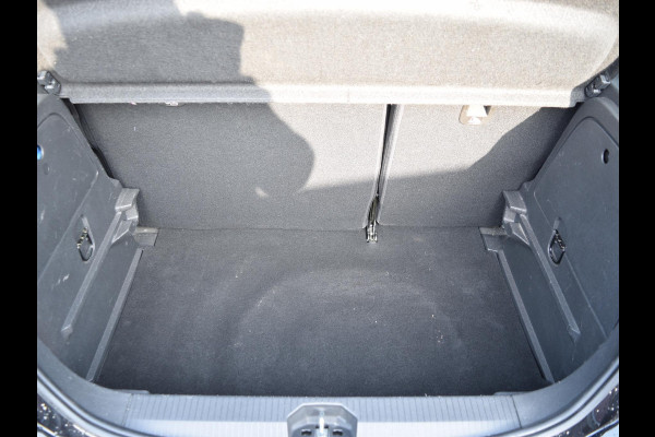 Opel Corsa 1.0 Turbo Online Edition | NAVI | AIRCO | CRUISE CONTROLE | PARKEERSENSOREN V+A | BLUETOOTH