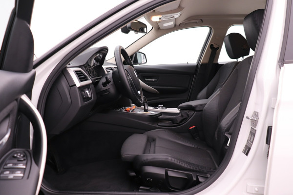 BMW 3 Serie 318i Sport Aut. | Full-LED | Navigatie | Climate control | Sportstoelen