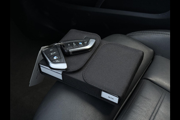 BMW iX3 Aut. Executive 80 kWh | SoH 94% | Panorama | Trekhaak | Leder | Harman Kardon |