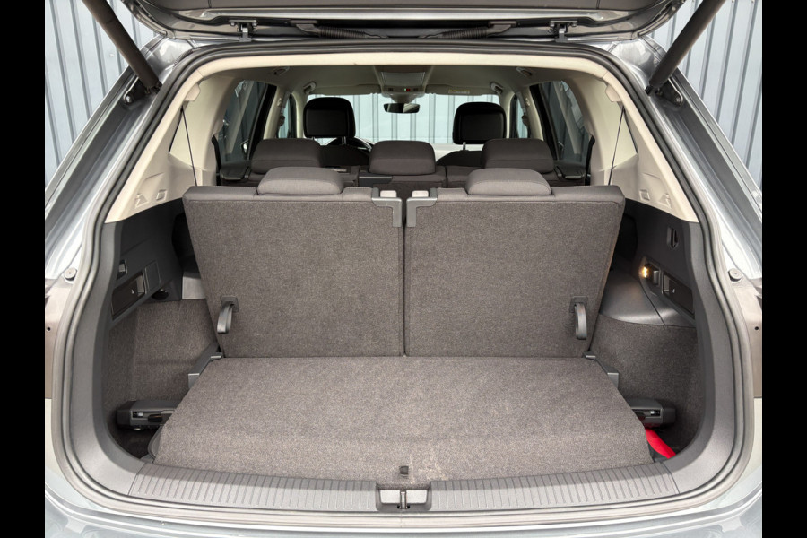 Volkswagen Tiguan Allspace 1.5 TSI Highline Business R 7p. | R-line | Trekhaak wegkl. | 360 Camera | Head Up | Prijs Rijklaar!!